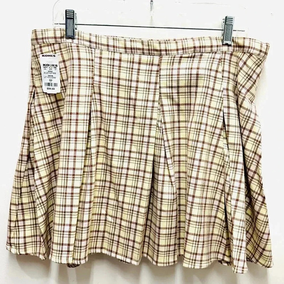 SO Dresses & Skirts - NWT GOODS FOR LIFE Juniors High Rise Plaid Yellow Brown Pleaded Skirt Size 17